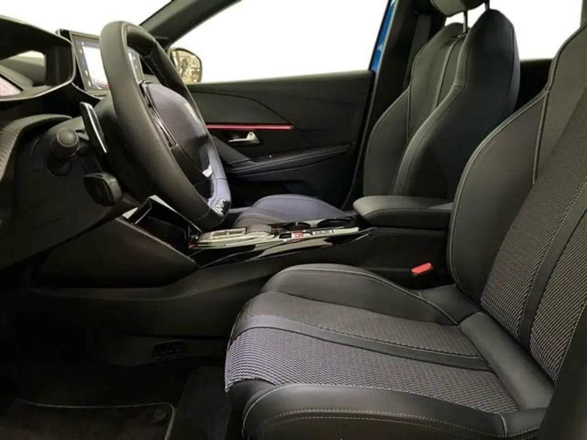 Peugeot 208 usata a Como (10)