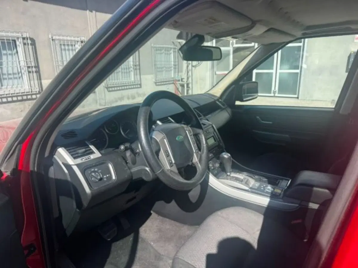 Land Rover Range Rover Sport usata a Modena (6)