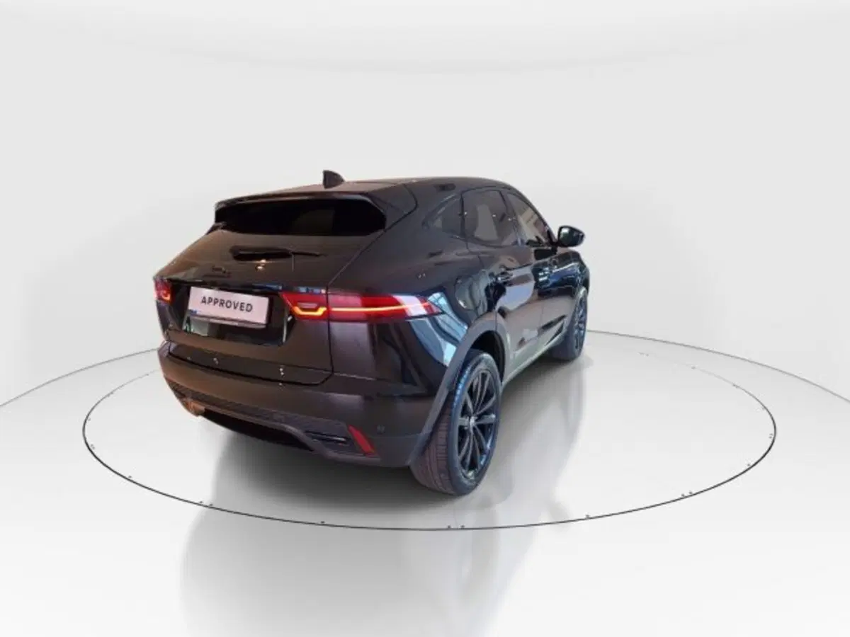 Jaguar E-Pace usata a Modena (2)