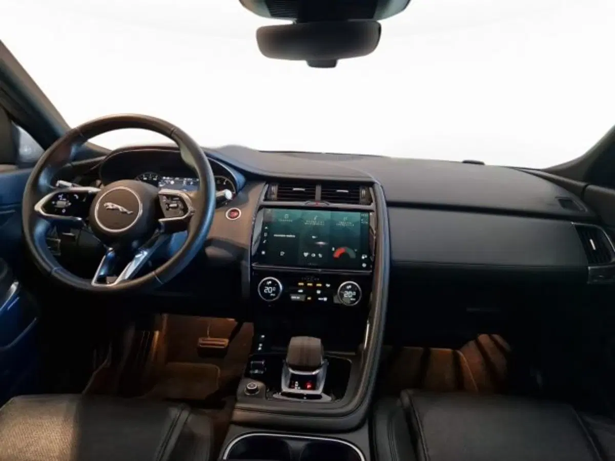 Jaguar E-Pace usata a Modena (4)