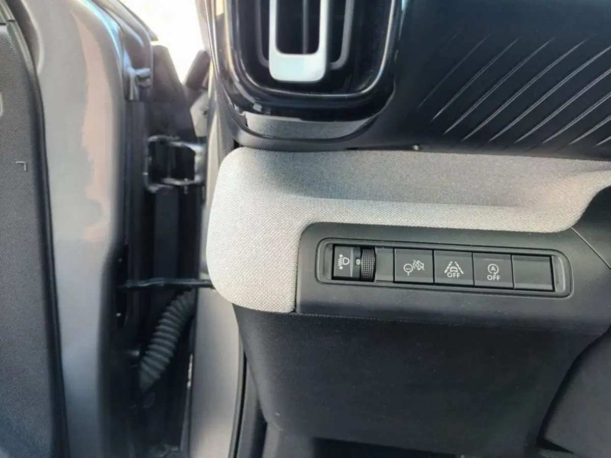 Citroen C3 Aircross usata a Bari (11)