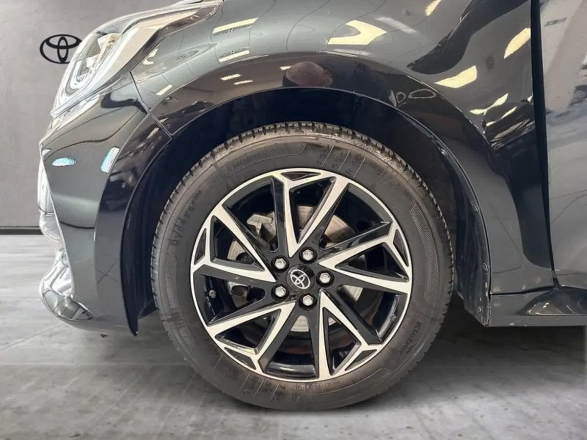 Toyota Yaris usata a Prato (9)