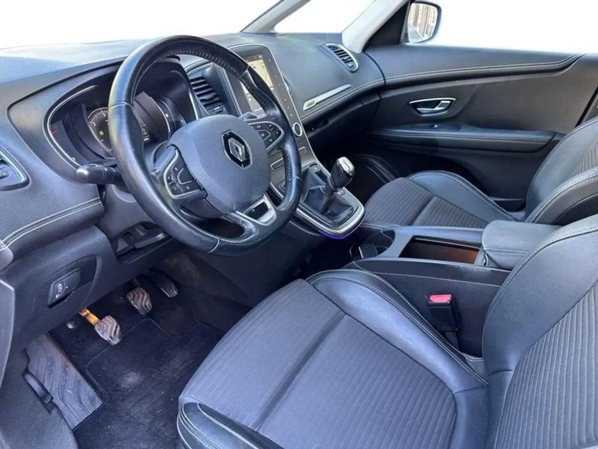Renault Scenic E-Tech Electric usata a Prato (10)