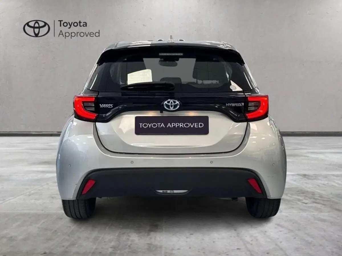 Toyota Yaris usata a Prato (7)