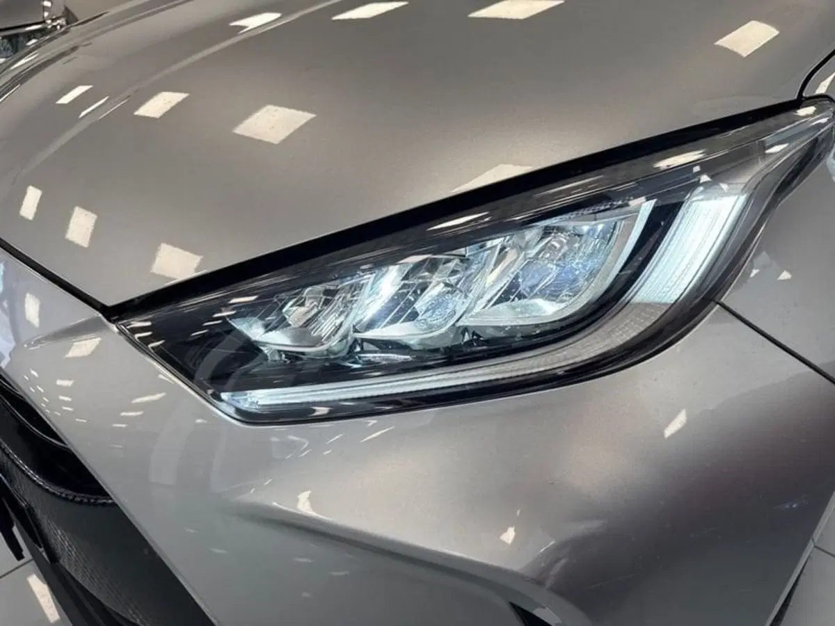 Toyota Yaris usata a Prato (8)