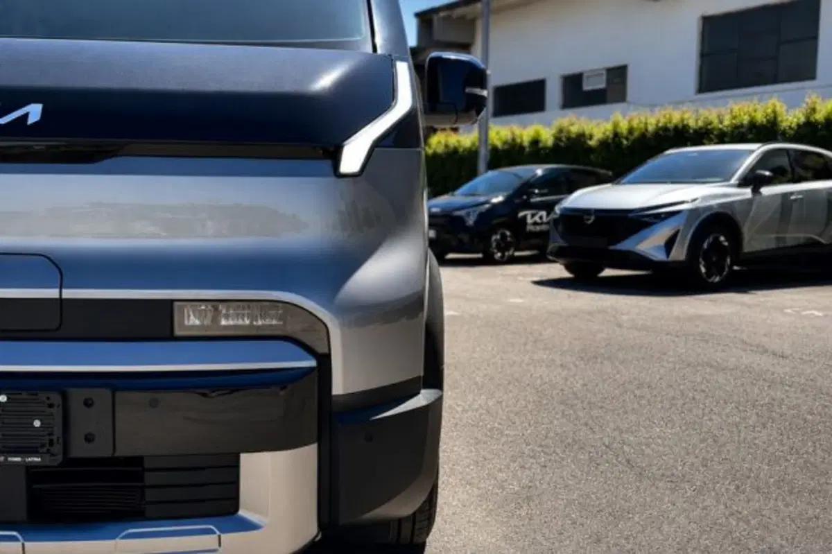 Kia PV5 usata a Latina (11)