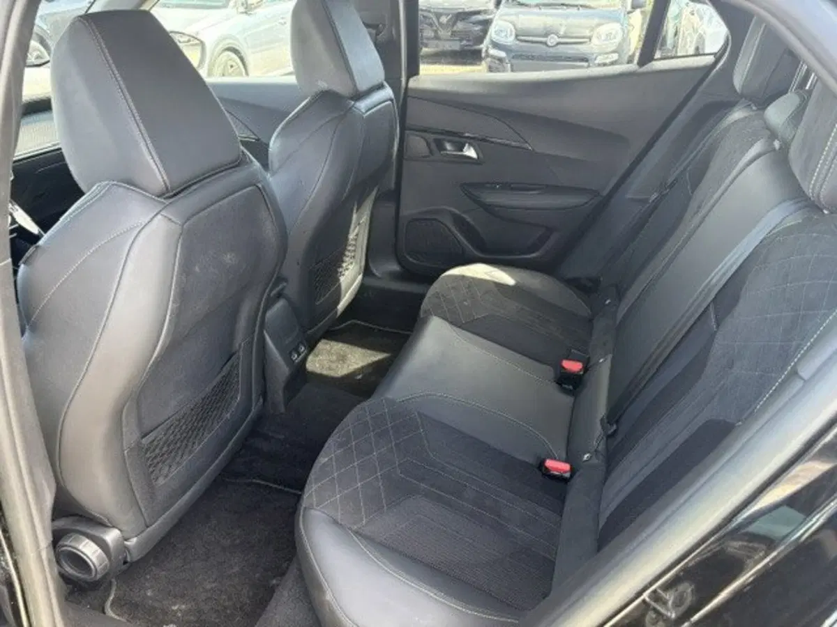 Peugeot 2008 usata a Macerata (12)
