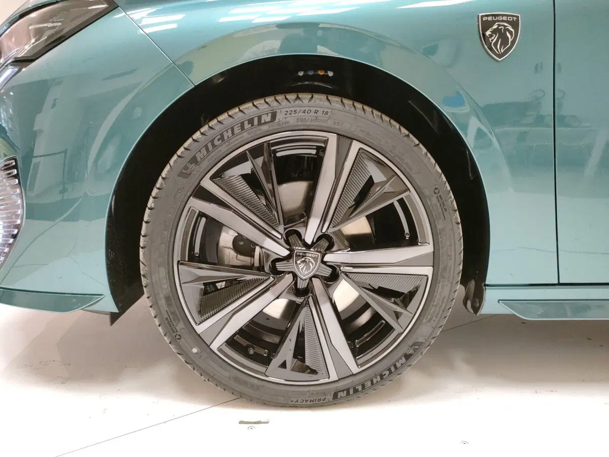 Peugeot 308 SW nuova a Ascoli Piceno (7)