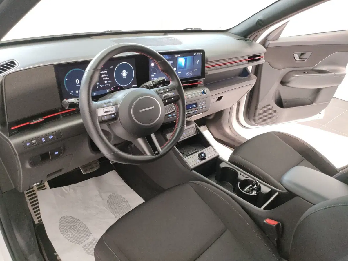 Hyundai Kona usata a L'Aquila (11)