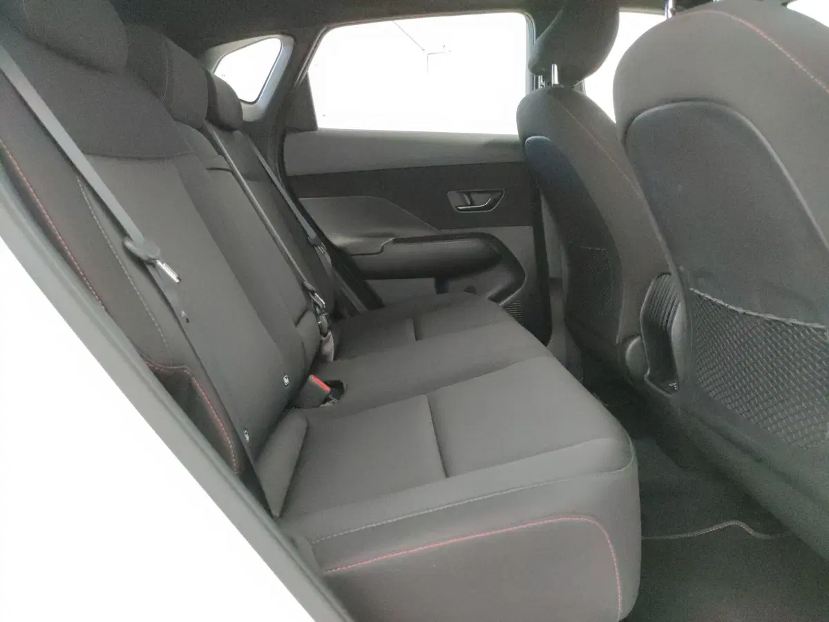 Hyundai Kona usata a L'Aquila (14)