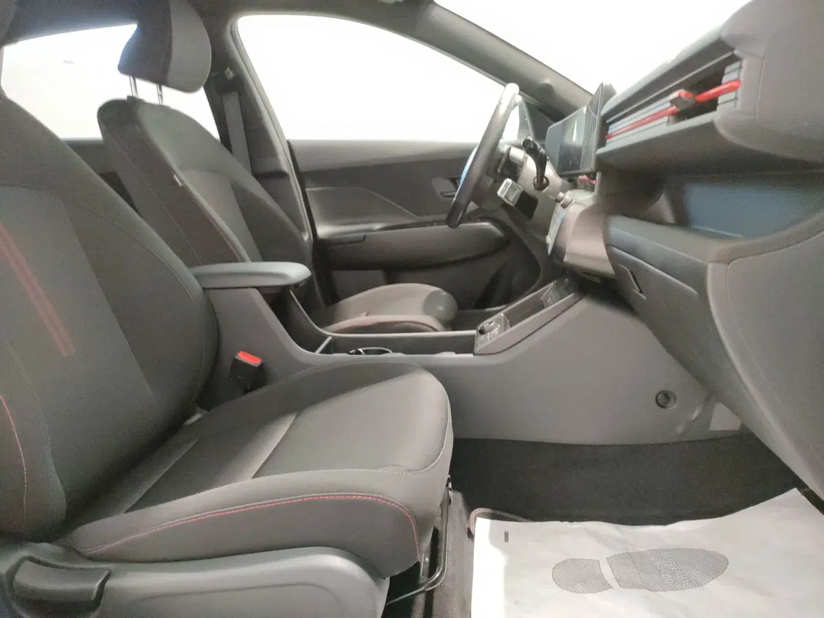 Hyundai Kona usata a L'Aquila (15)