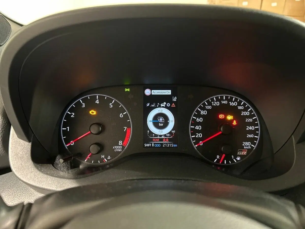Toyota GR Yaris usata a Lecco (9)