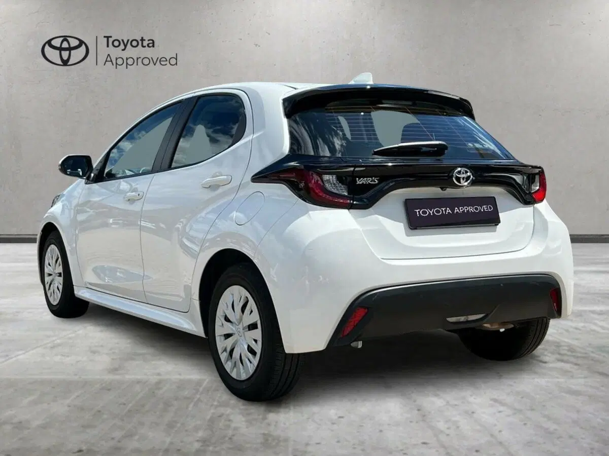 Toyota Yaris usata a Sondrio (4)