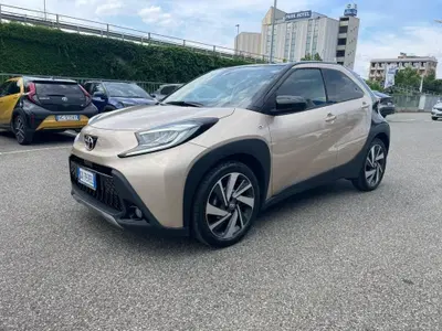Toyota Aygo X 1.0 Lounge Air 72cv s-cvt del 2022 usata a Piacenza