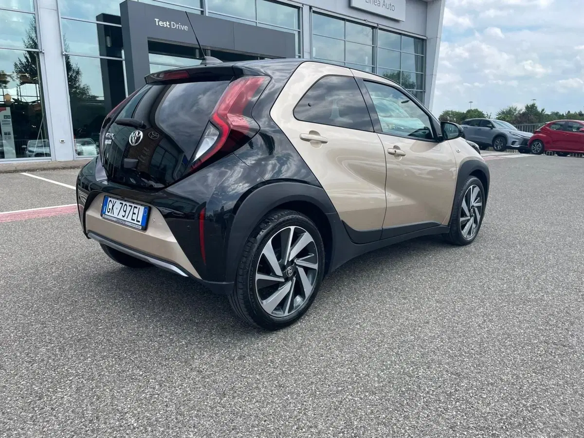 Toyota Aygo X usata a Piacenza (6)
