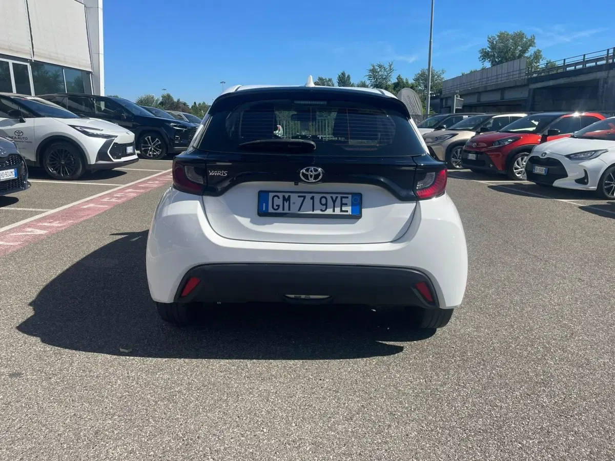 Toyota Yaris usata a Piacenza (6)