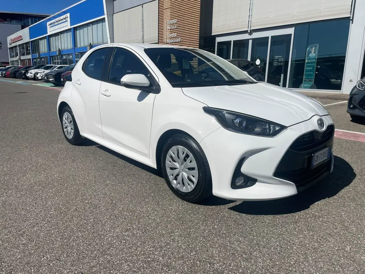 Toyota Yaris usata a Piacenza (9)