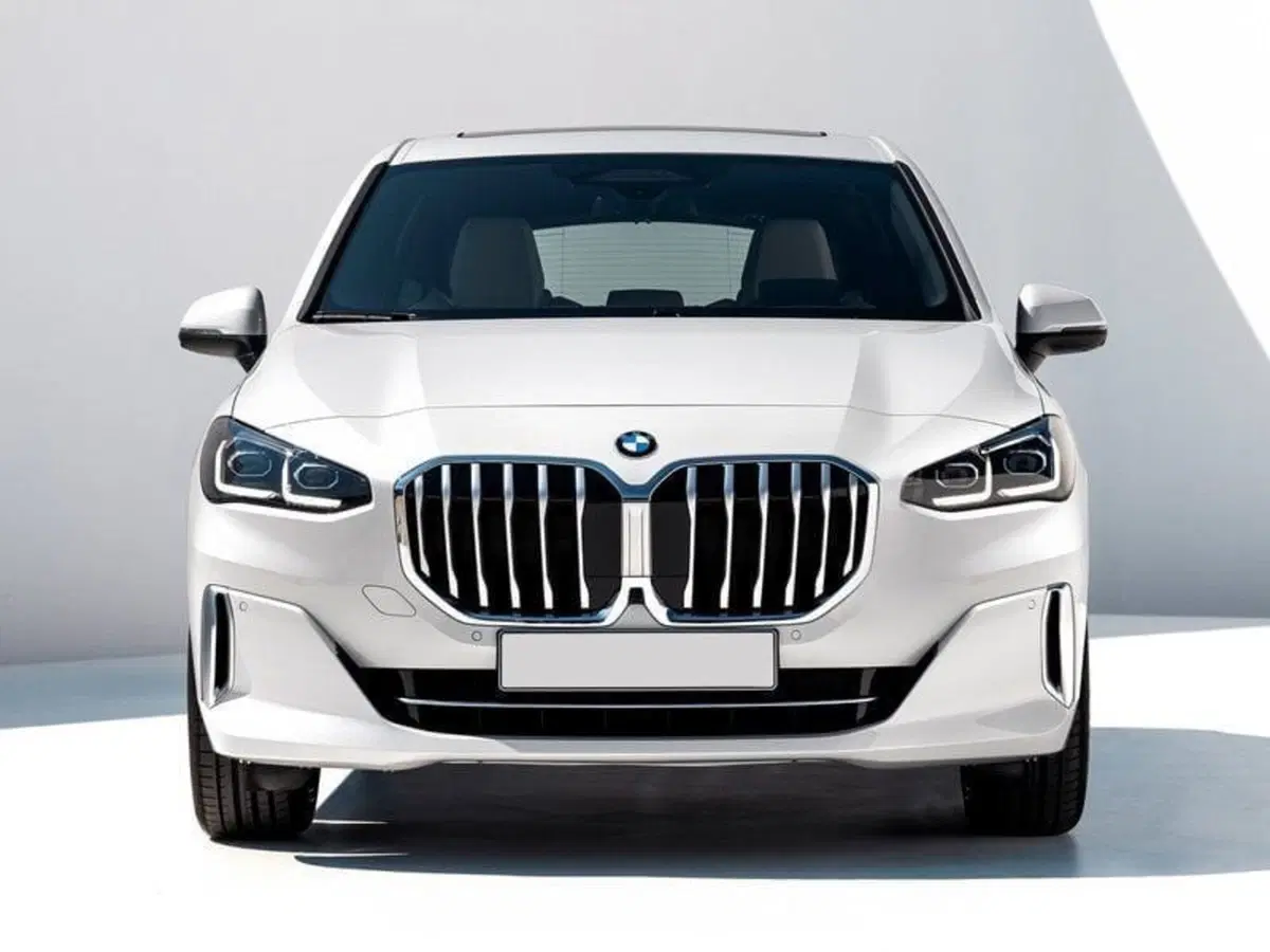 BMW Serie 2 Active Tourer nuova a Torino (3)