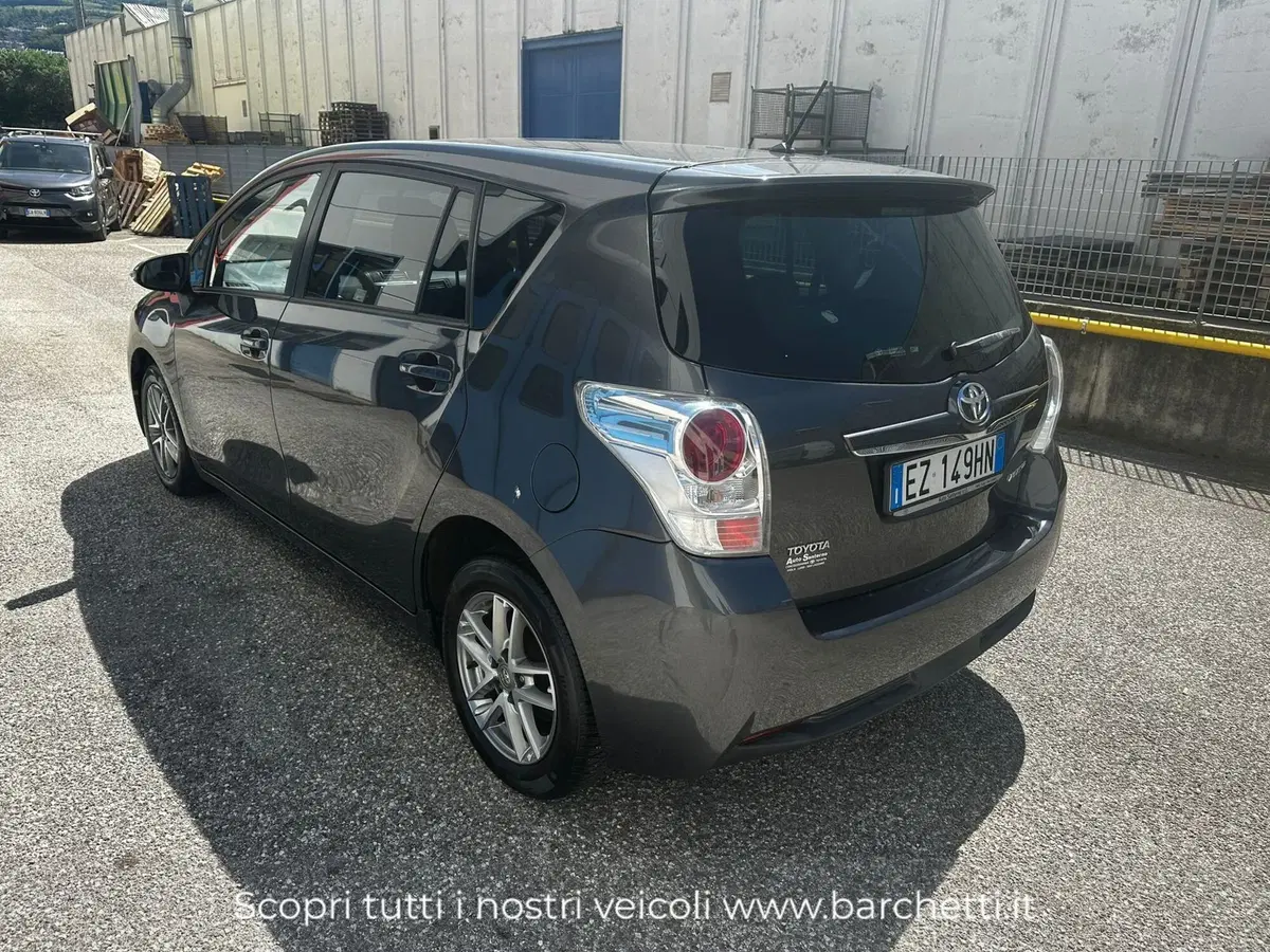 Toyota Verso usata a Trento (4)