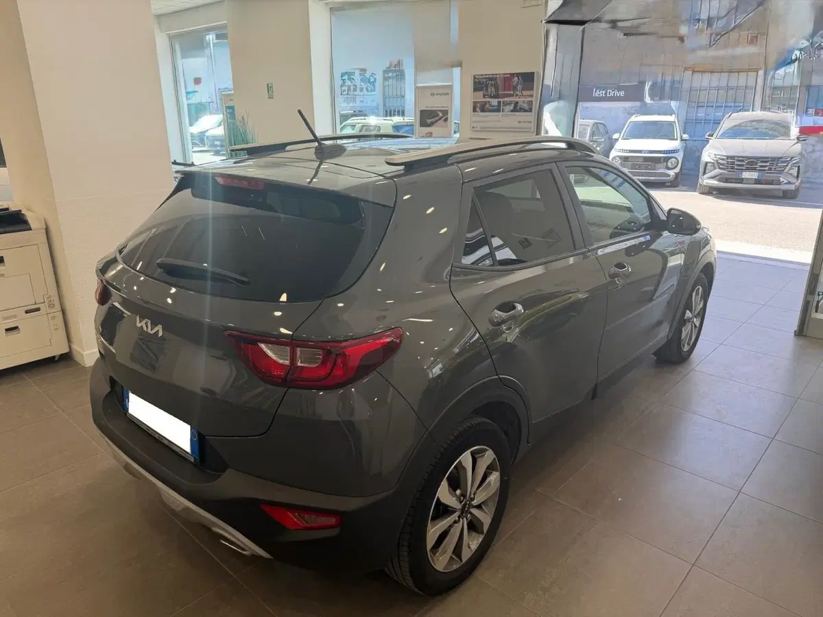 Kia Stonic usata a Napoli (5)