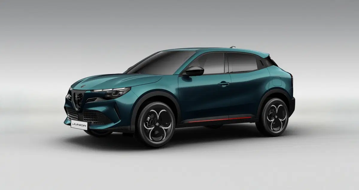 Alfa Romeo Junior nuova a Torino