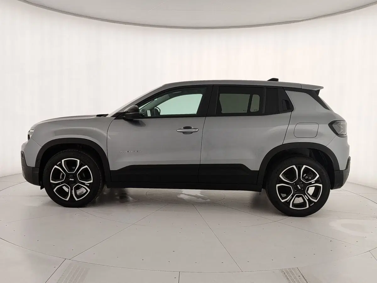Jeep Avenger usata a Caserta (8)