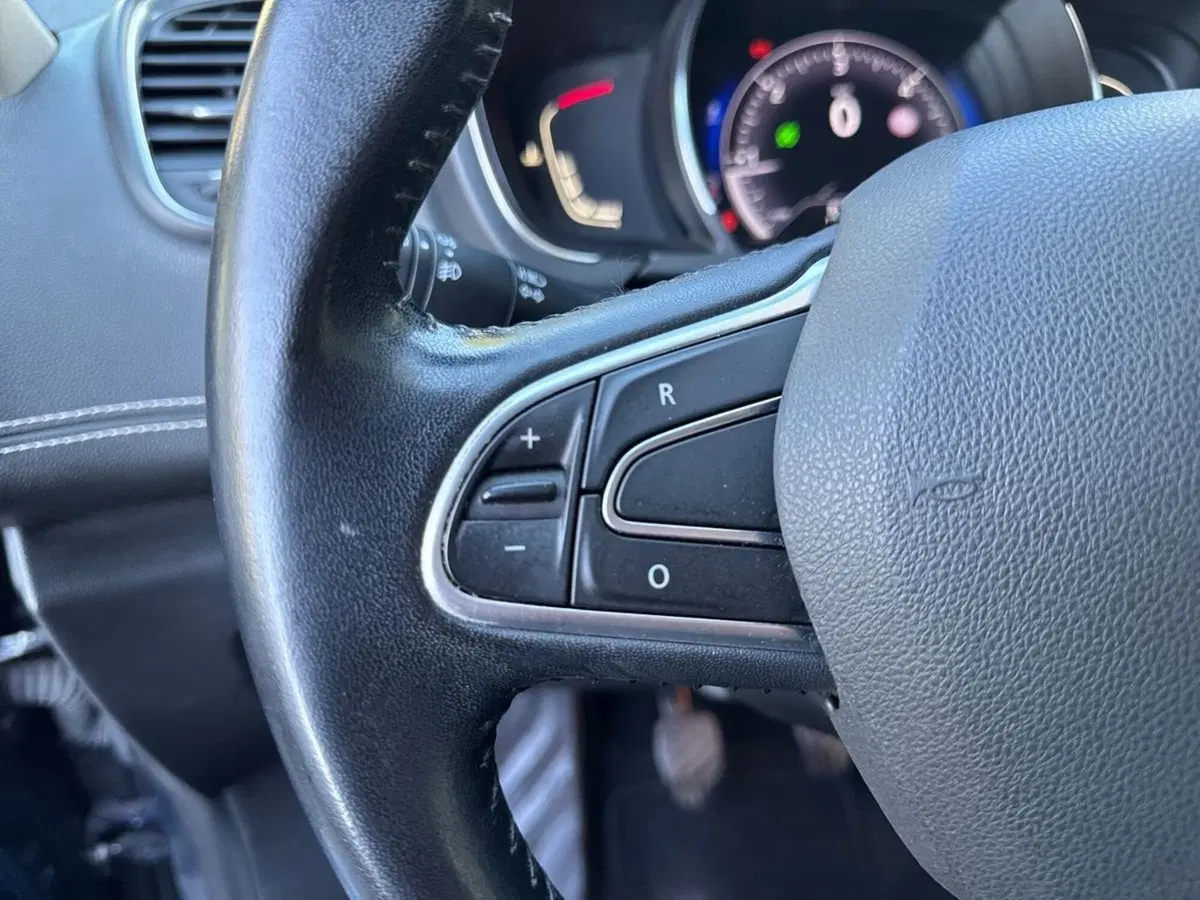Renault Grand Scénic usata a Prato (13)
