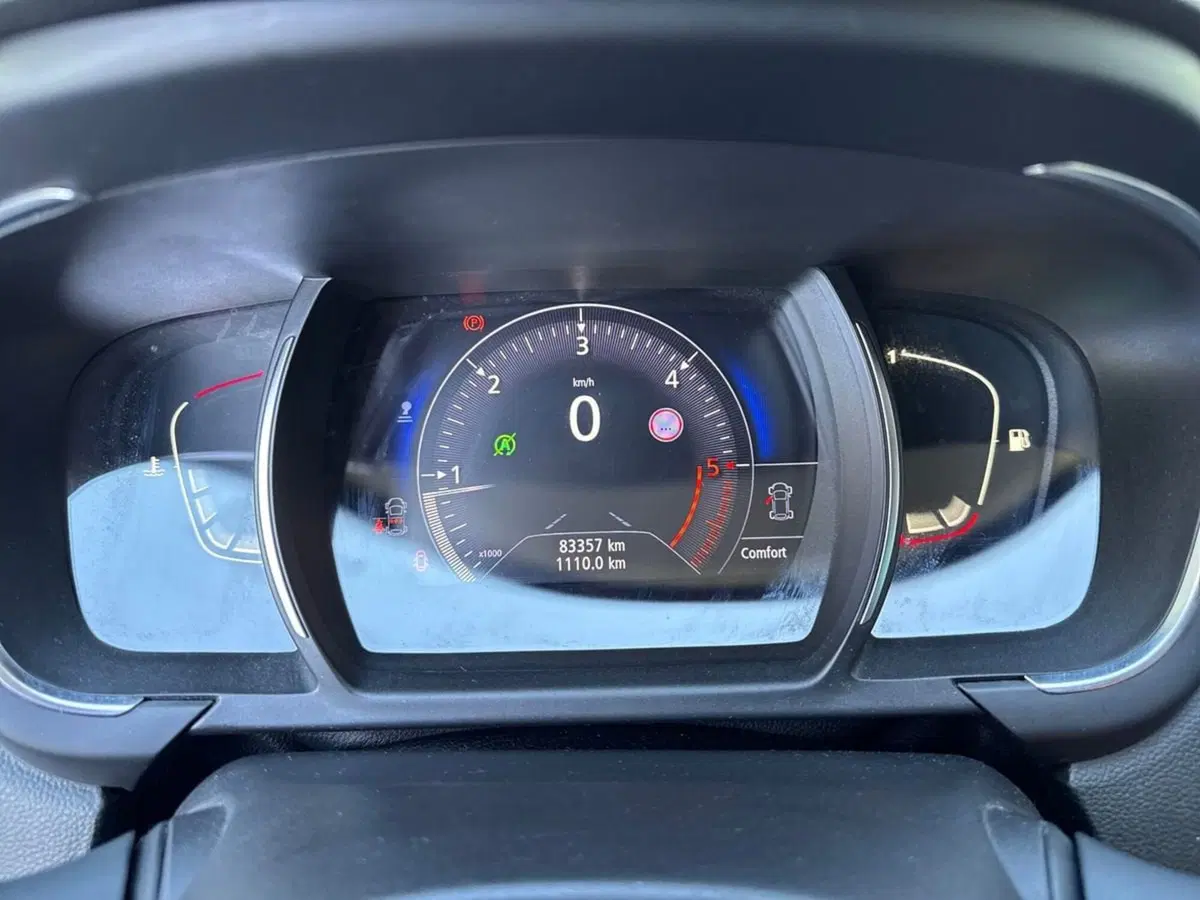 Renault Grand Scénic usata a Prato (17)