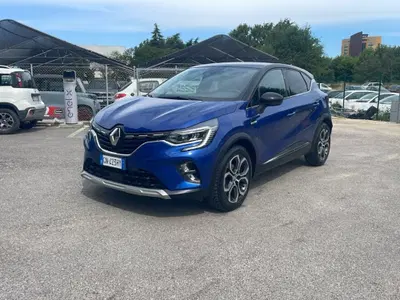 Renault Captur Full Hybrid E-Tech 145 CV Techno del 2023 usata a Faenza
