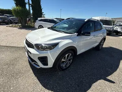 Kia Stonic 1.0 t-gdi mhev GT Line 100cv dct del 2022 usata a Faenza
