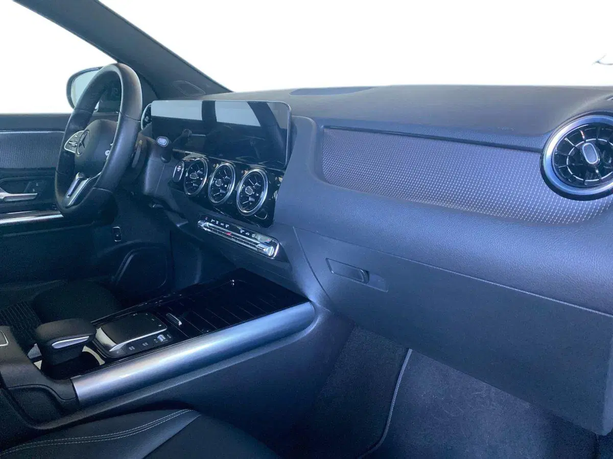 Mercedes-Benz GLA SUV usata a Bergamo (10)