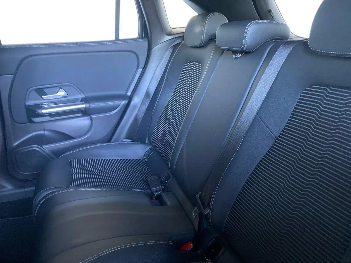 Mercedes-Benz GLA SUV usata a Bergamo (12)
