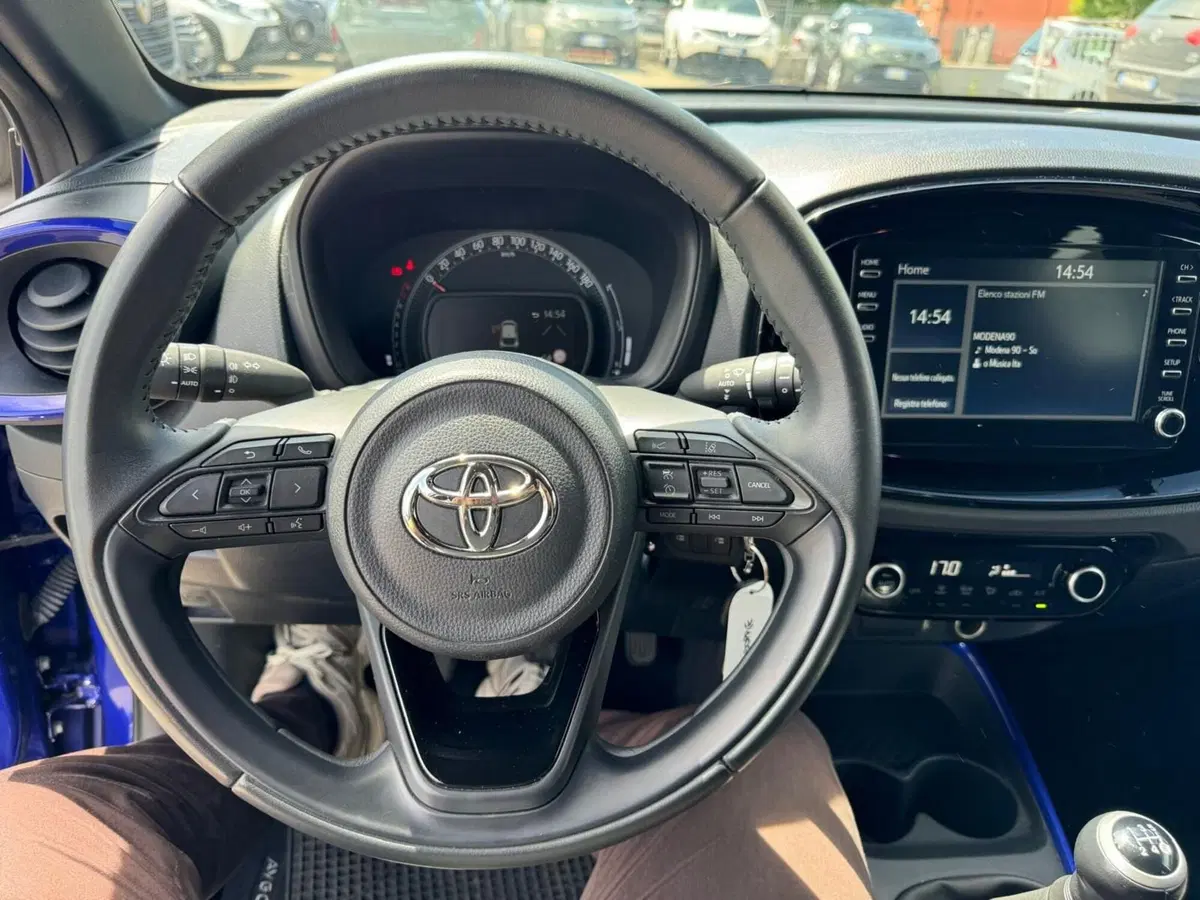 Toyota Aygo X usata a Modena (11)