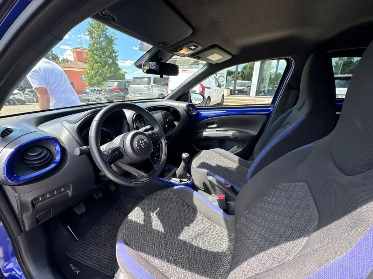 Toyota Aygo X usata a Modena (12)