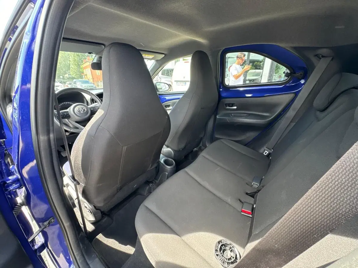 Toyota Aygo X usata a Modena (14)
