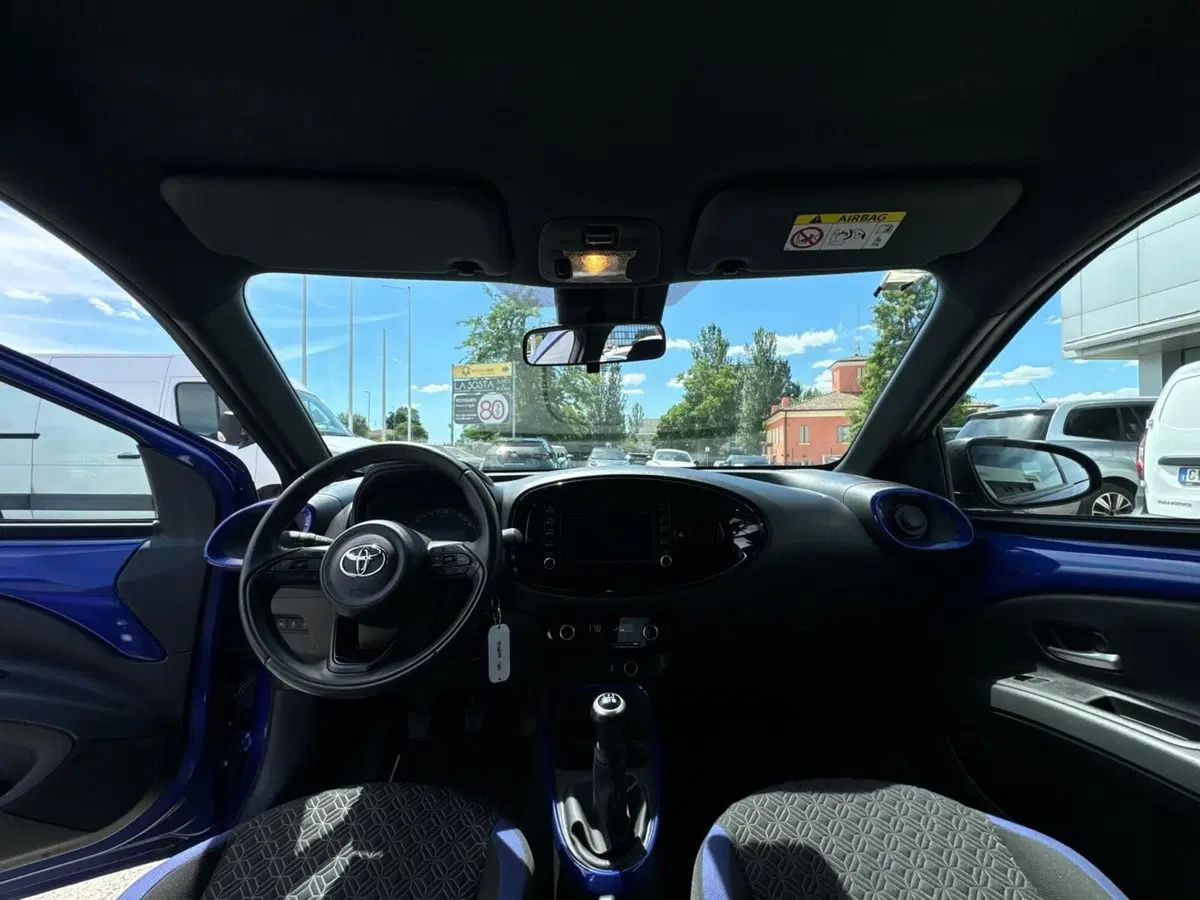 Toyota Aygo X usata a Modena (17)