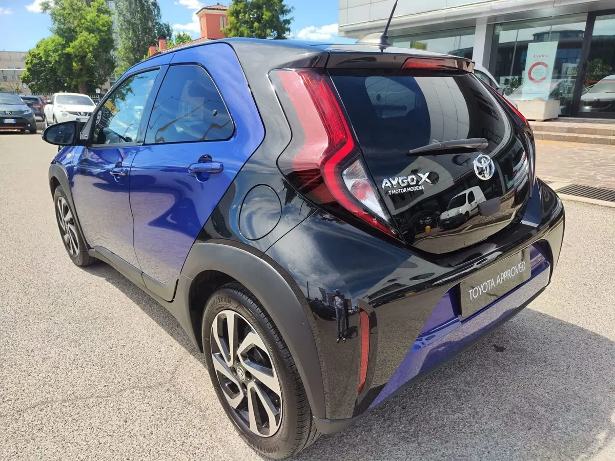 Toyota Aygo X usata a Modena (8)