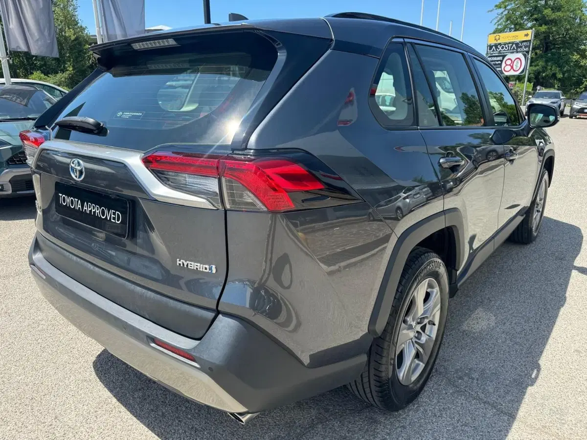 Toyota Rav4 usata a Modena (6)
