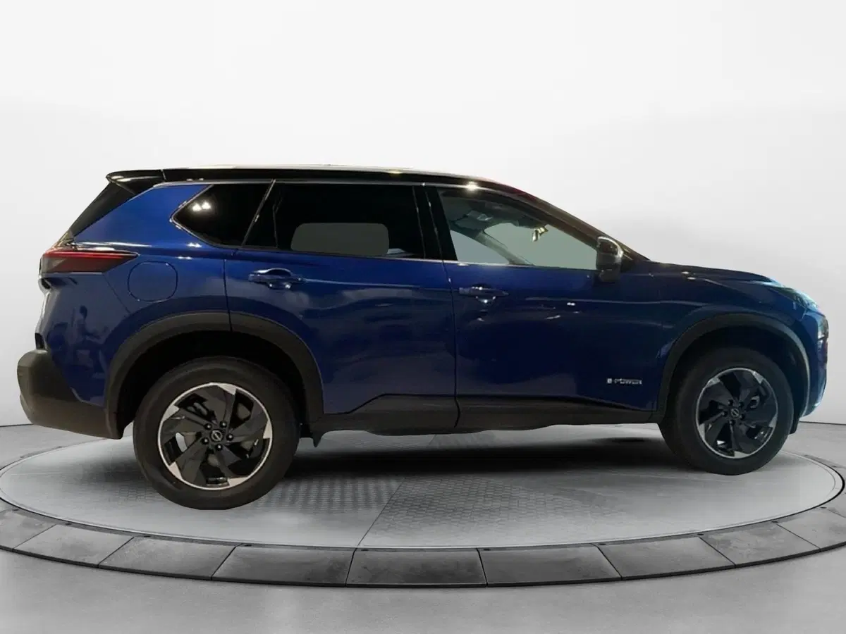 Nissan X-Trail nuova a Bologna (3)