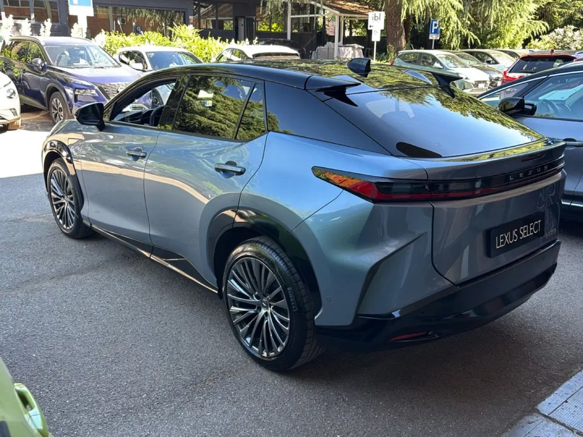 Lexus RZ usata a Bologna (5)