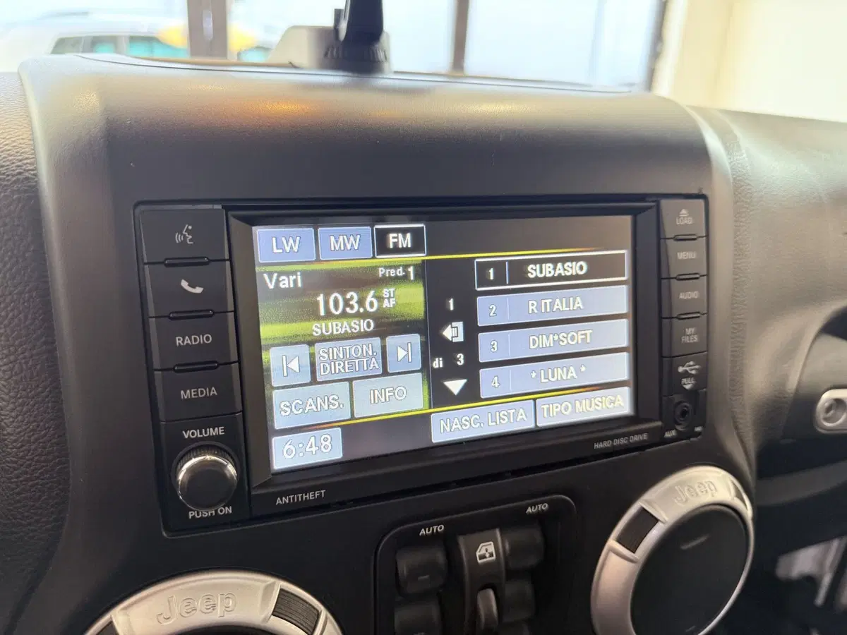 Jeep Wrangler usata a Latina (17)