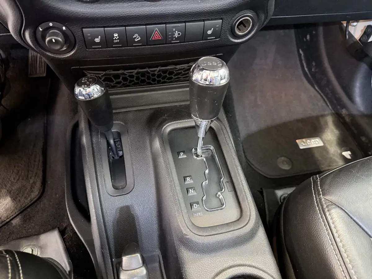 Jeep Wrangler usata a Latina (18)