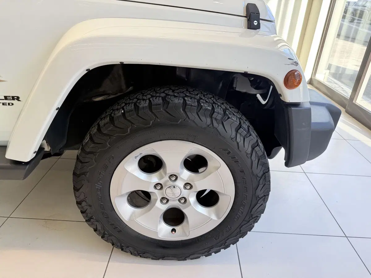 Jeep Wrangler usata a Latina (19)