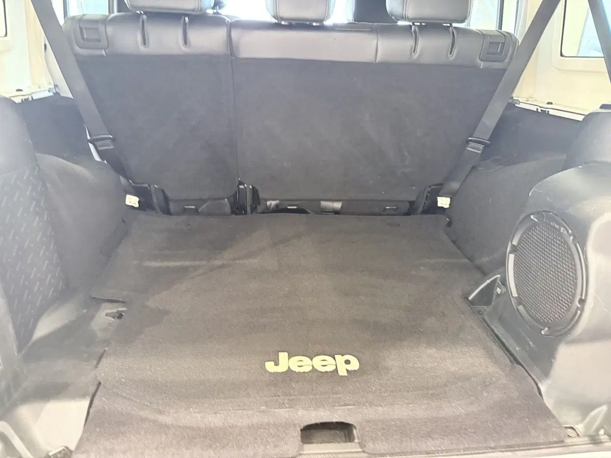Jeep Wrangler usata a Latina (20)