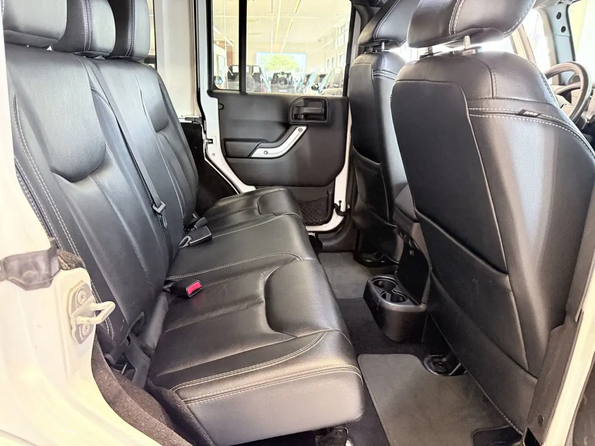 Jeep Wrangler usata a Latina (7)