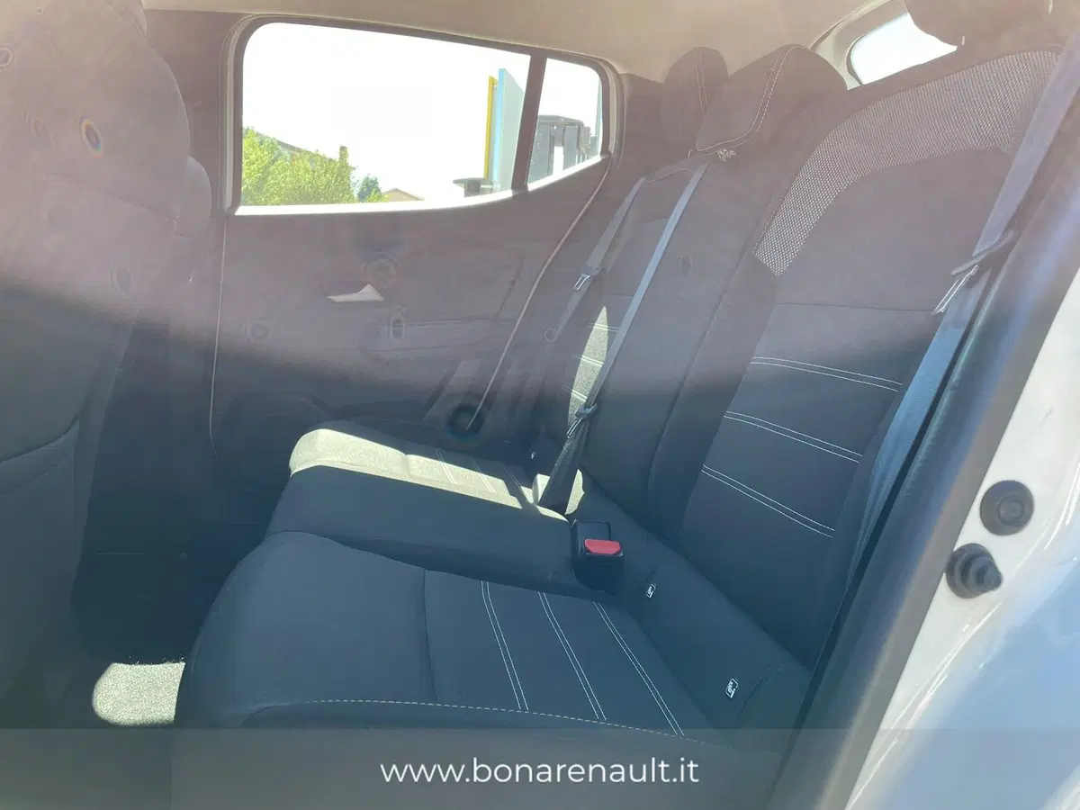 Dacia Sandero usata a Monza e Brianza (8)
