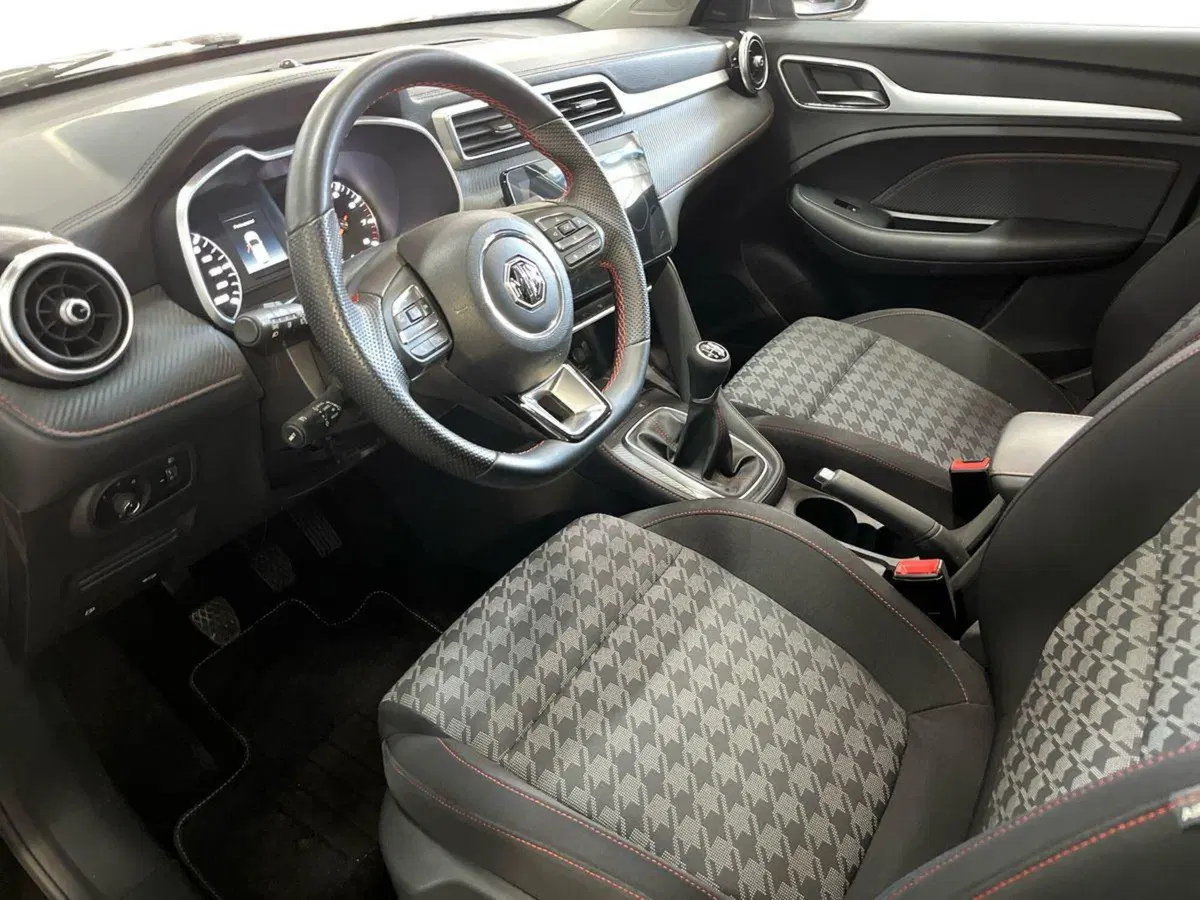 Mg ZS usata a Bari (10)