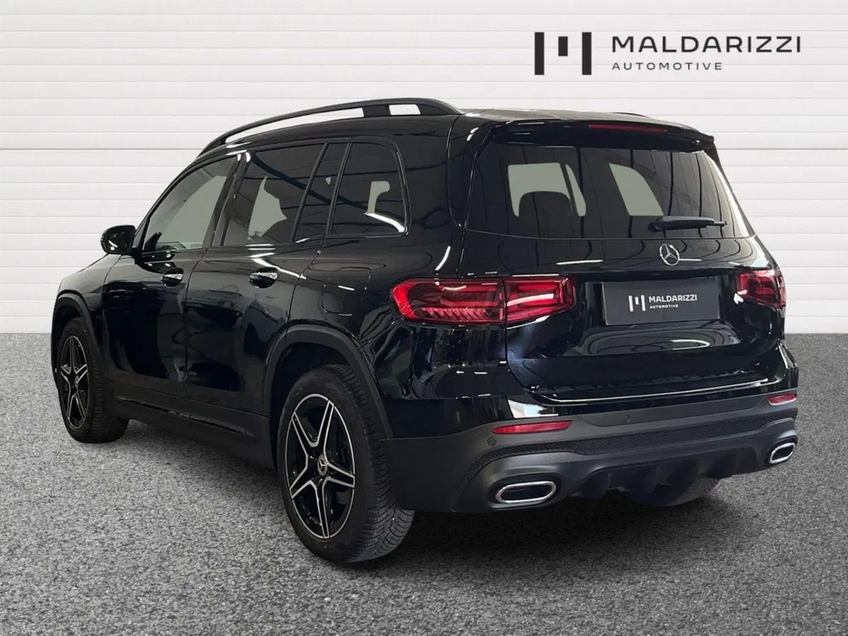 Mercedes-Benz GLB usata a Bari (4)
