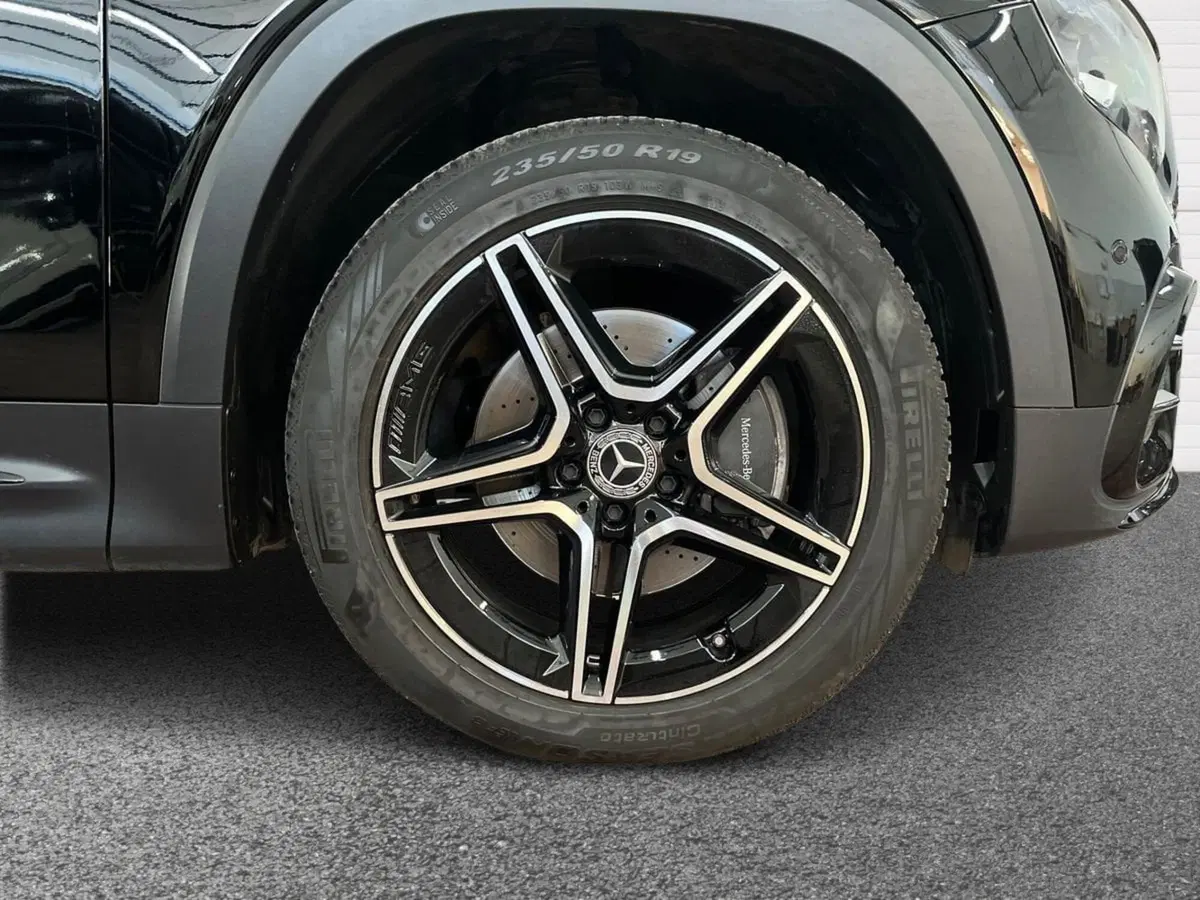 Mercedes-Benz GLB usata a Bari (6)