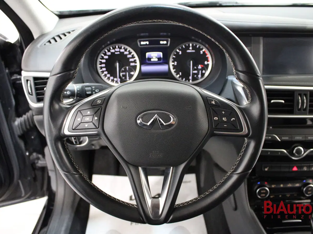 Infiniti Q30 usata a Firenze (10)